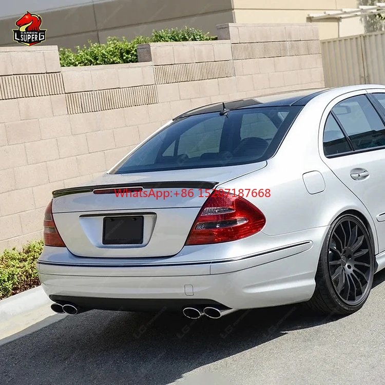 AMG Style Carbon Fiber Spoiler for Mercedes E-Class W211