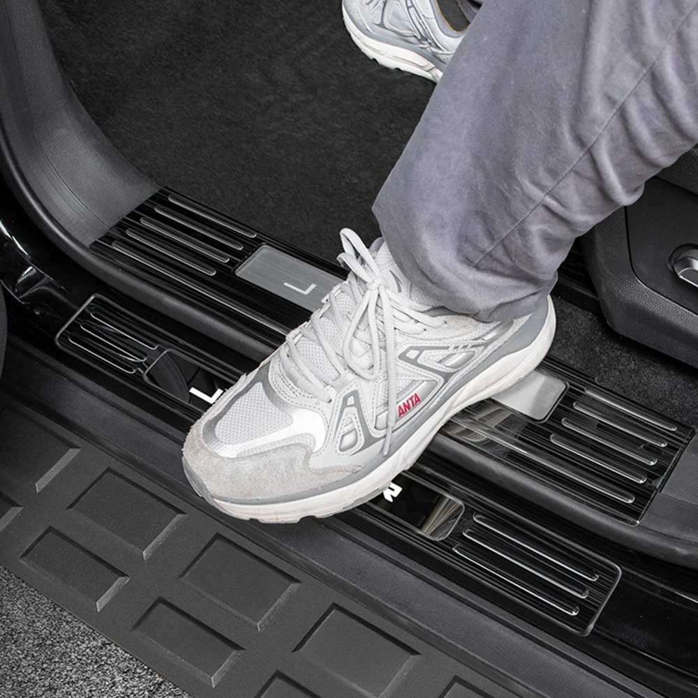 Chery Jetour Traveler T2 Stainless Steel Welcome Foot Pedal