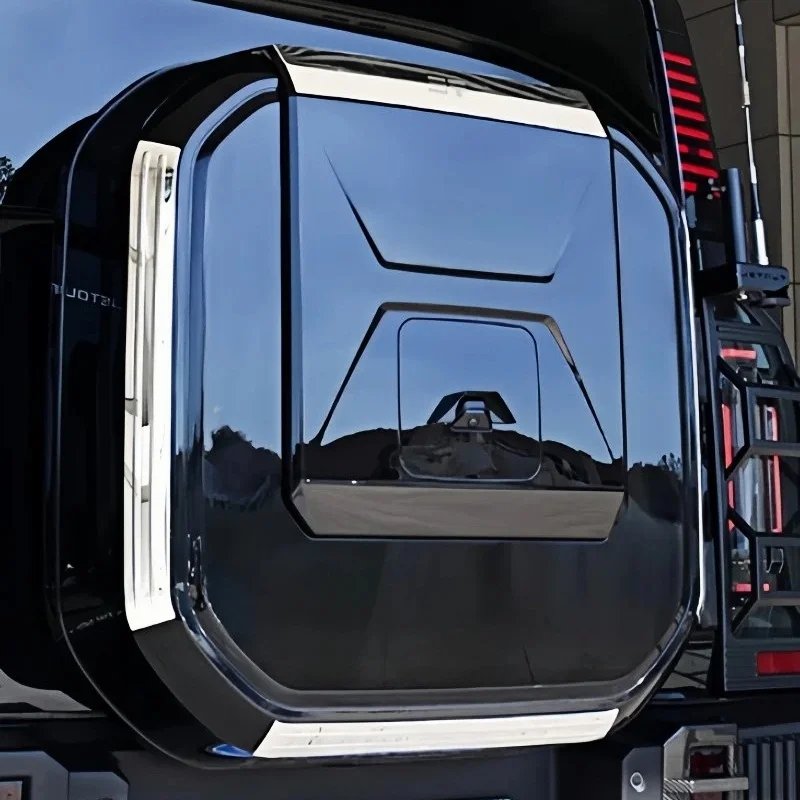 JETOUR Traveler T2 2023-2025 Tailgate Spare Tire Cover Trim