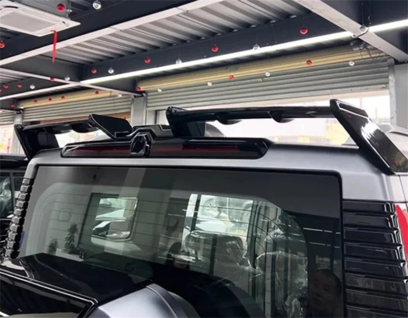 JETOUR Traveler T2 2024 Black ABS Rear Spoiler Upgrade