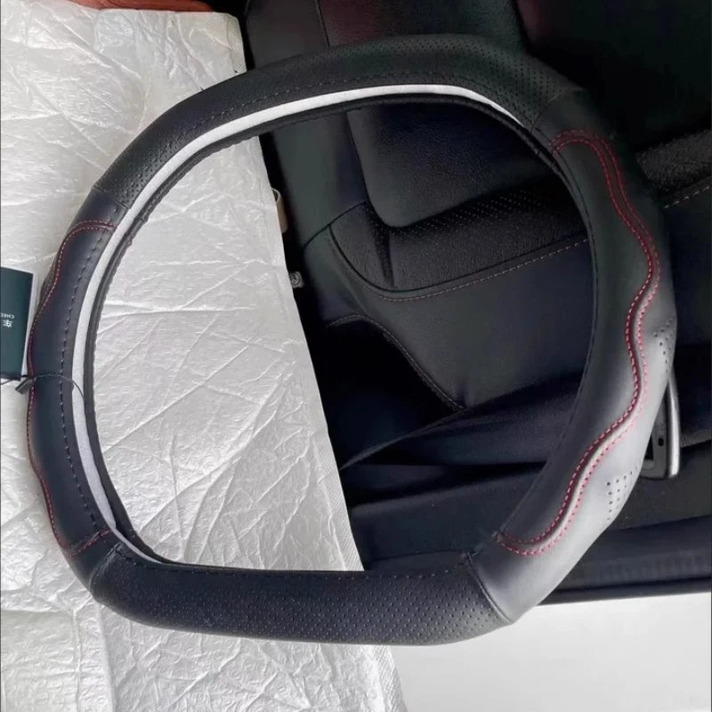 Universal Breathable Leather Steering Wheel Cover for JETOUR T2 2024