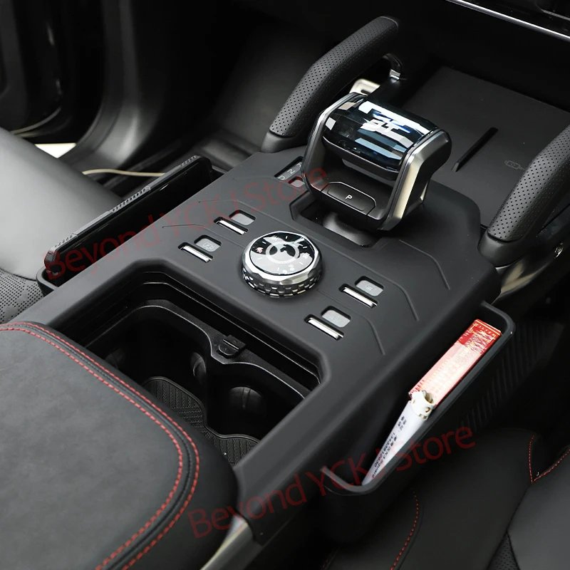 Chery Jetour T2 2023-2024 Silicone Gear Shift Protective Pad