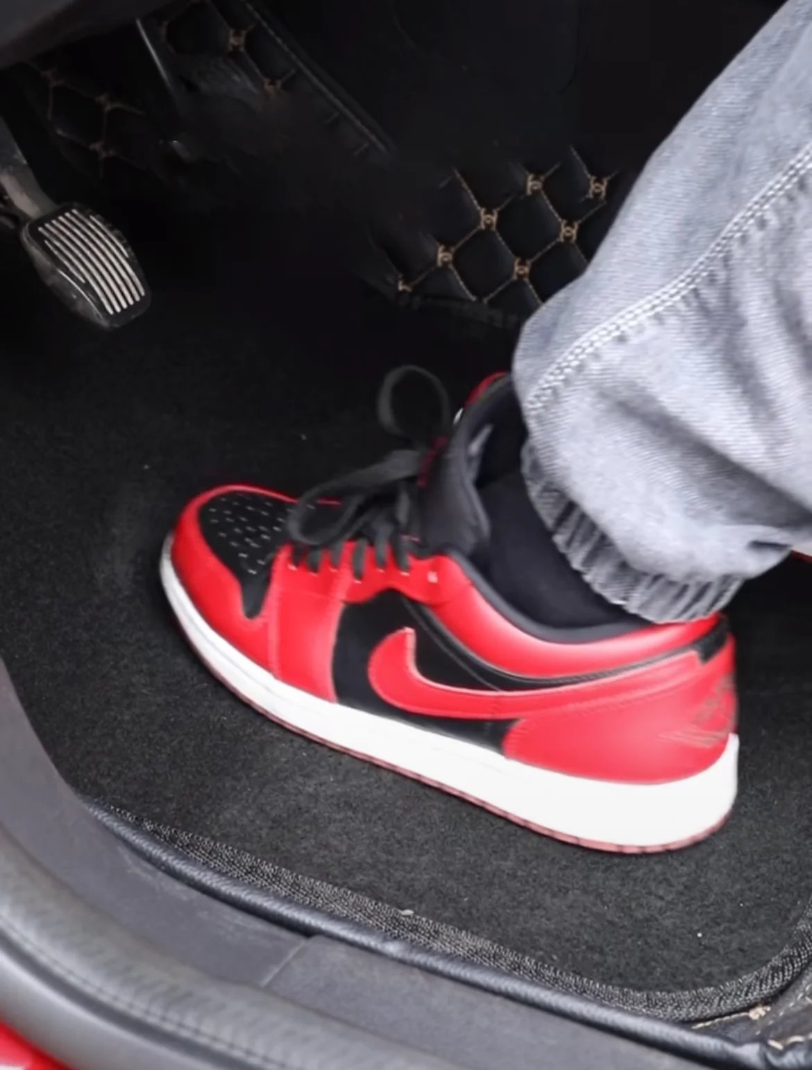 Premium Universal Car Floor Mats for Honda, Jeep, & More