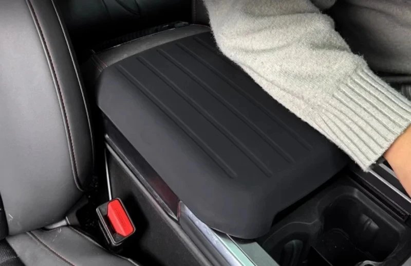 Silicone Armrest Cover for Jetour Traveller T2 (2023-2025)