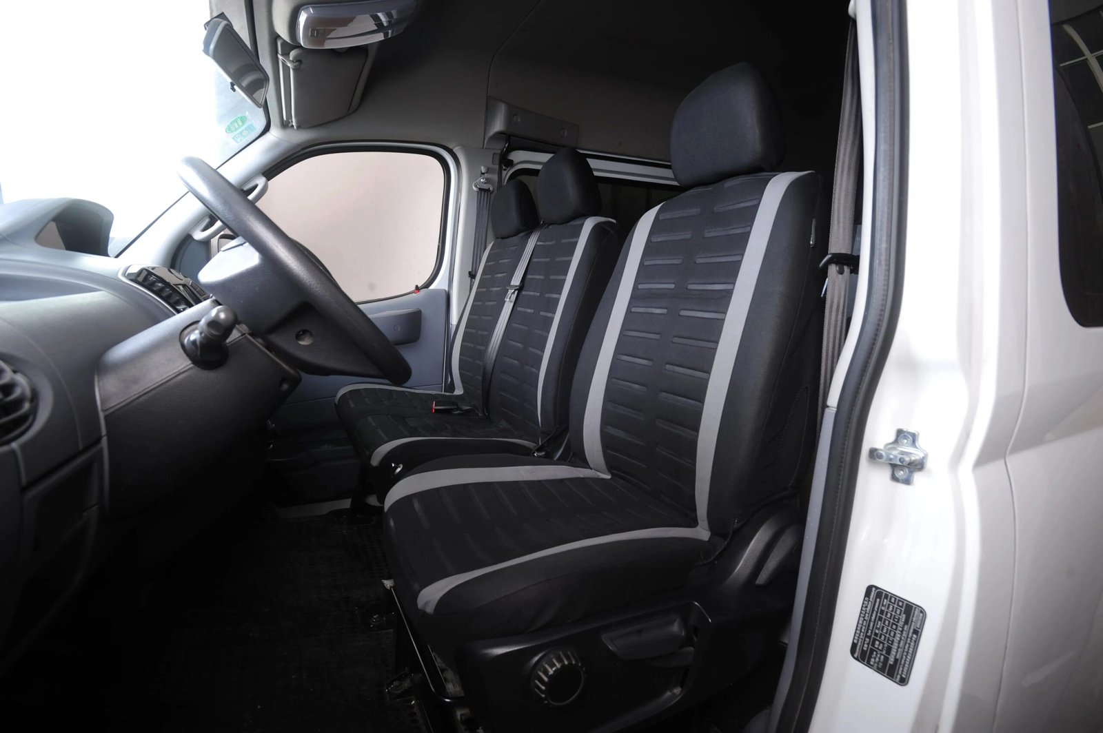 Universal 3D Stripe Seat Covers for Vans and Trucks - 2+1 Set