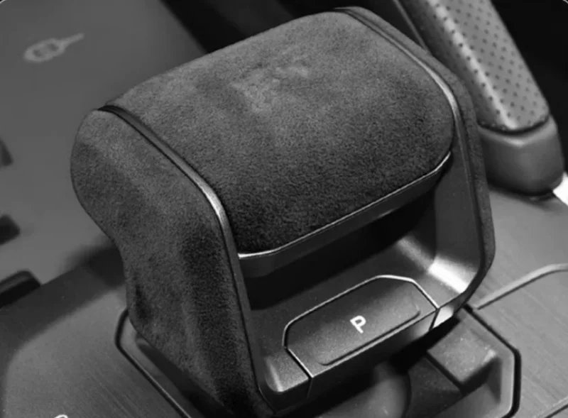 Jetour Traveller T2 Gear Handle Cover 2023-2025 - Suede Finish