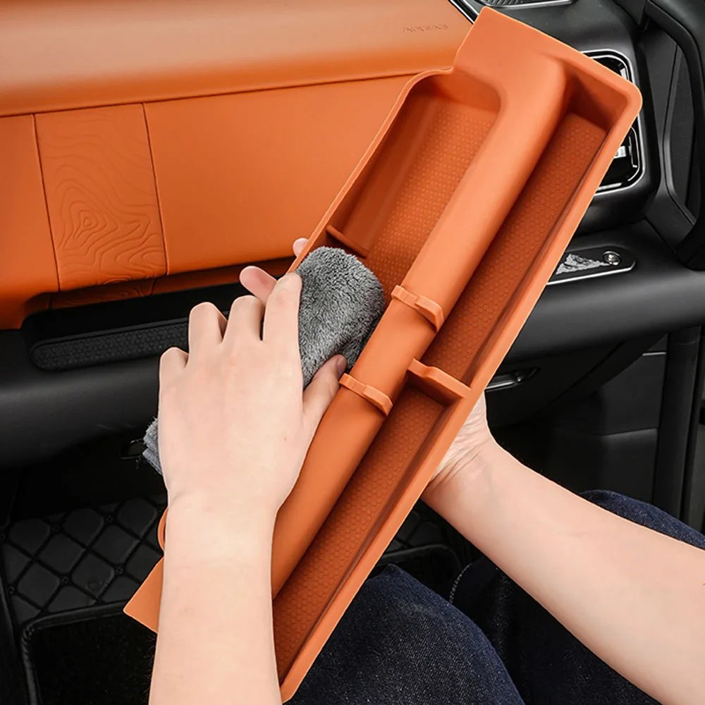 Chery Jetour G700 2025-2026 Front Passenger Silicone Storage Box