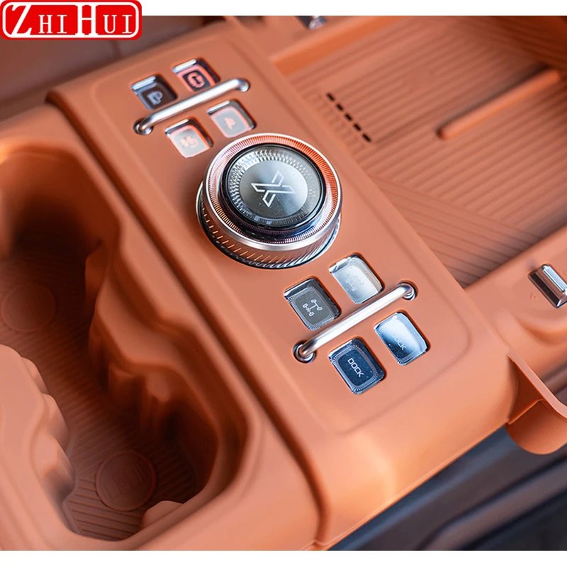 Jetour G700 Wireless Charging Silicone Center Console Pad